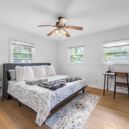 Southern Charm Getaway- 3Br In Park Circle Charleston Exteriör bild