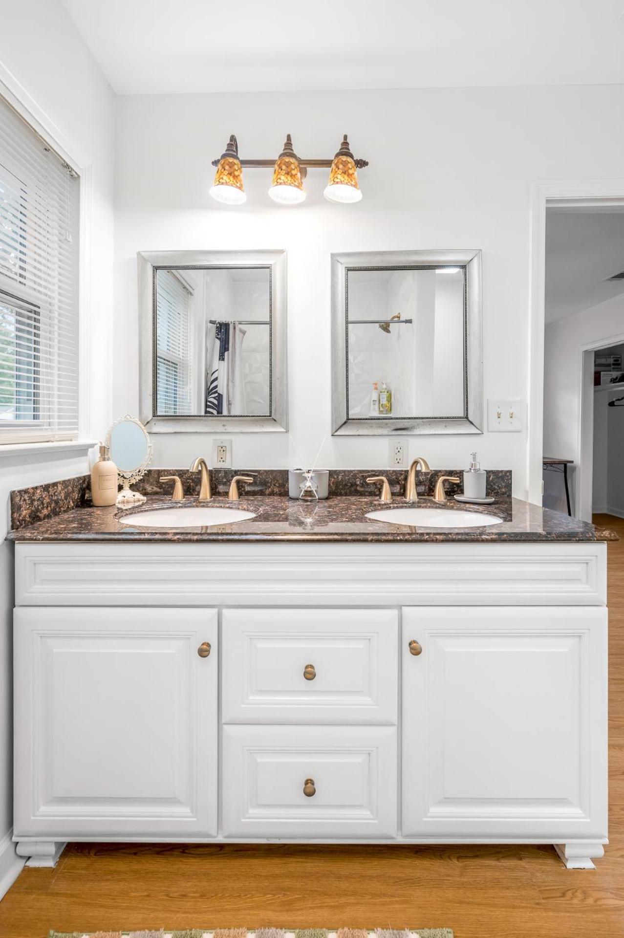 Southern Charm Getaway- 3Br In Park Circle Charleston Exteriör bild